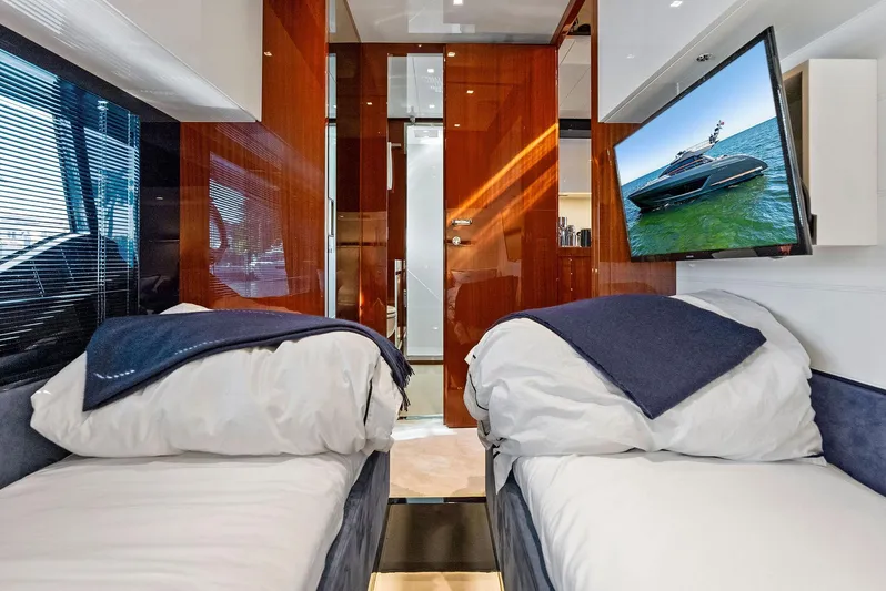 Arcadia Yacht Photos Pics 