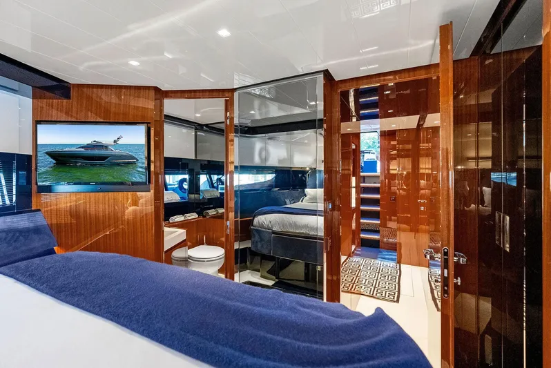 Arcadia Yacht Photos Pics 