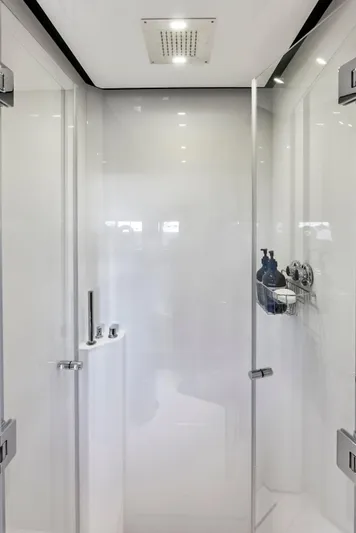 Arcadia Yacht Photos Pics 