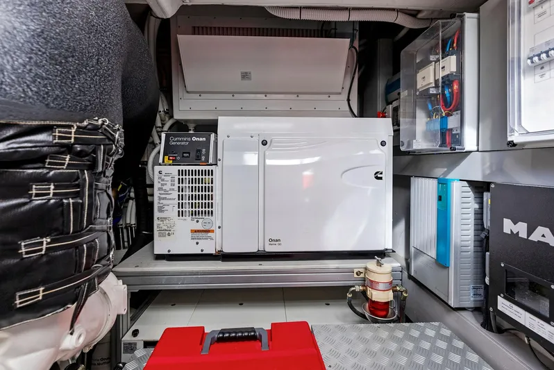 Arcadia Yacht Photos Pics 