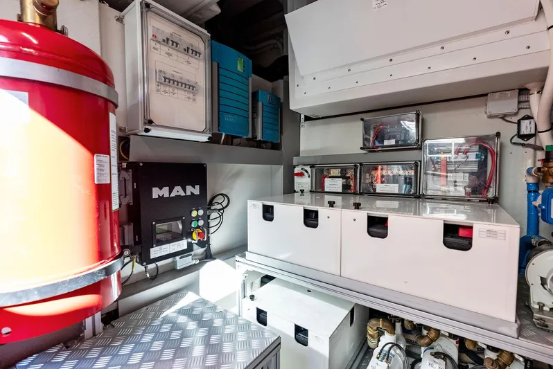 Arcadia Yacht Photos Pics 