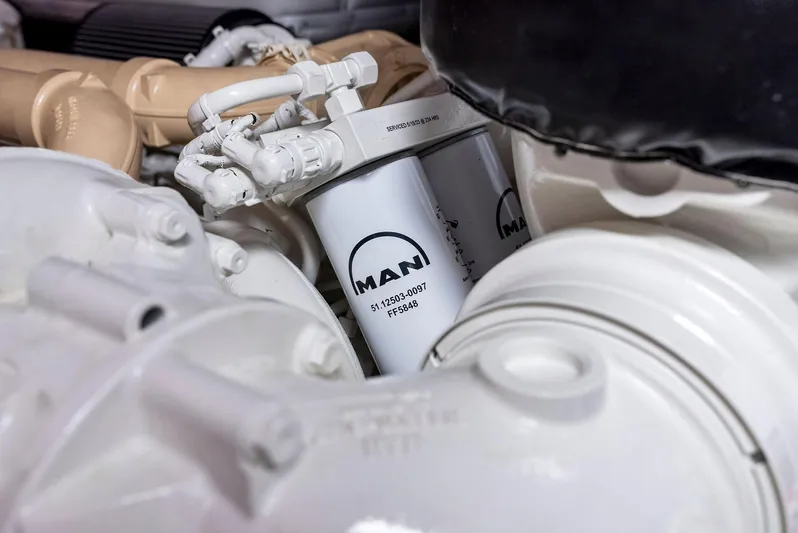 Arcadia Yacht Photos Pics 