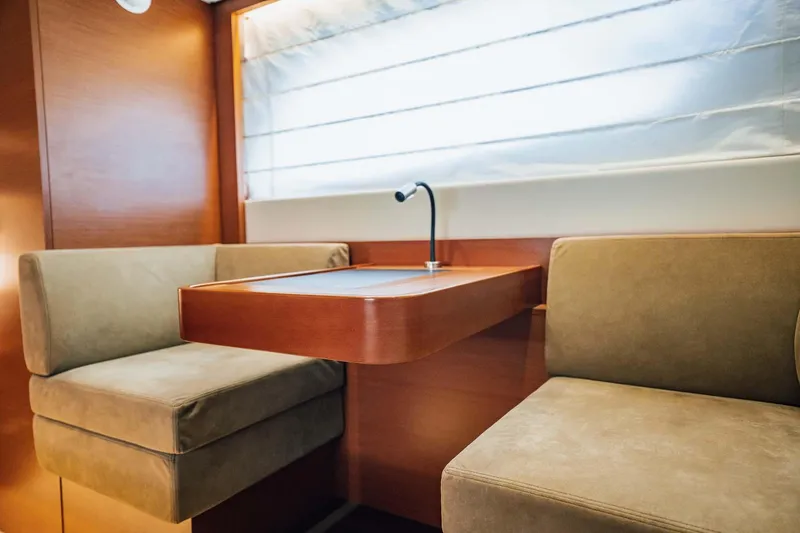 J's Band II Yacht Photos Pics 