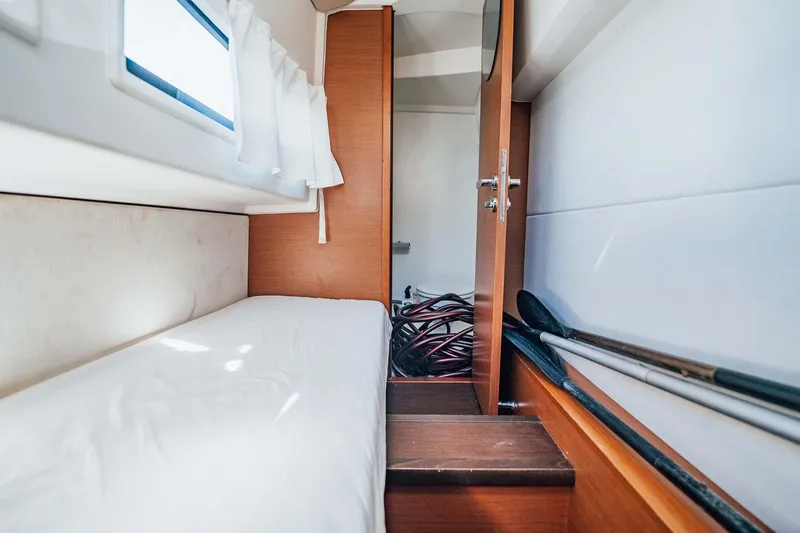 J's Band II Yacht Photos Pics 