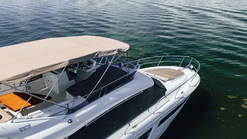 J's Band II Yacht Photos Pics 