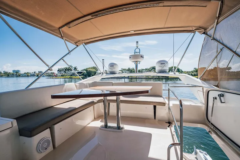 J's Band II Yacht Photos Pics 