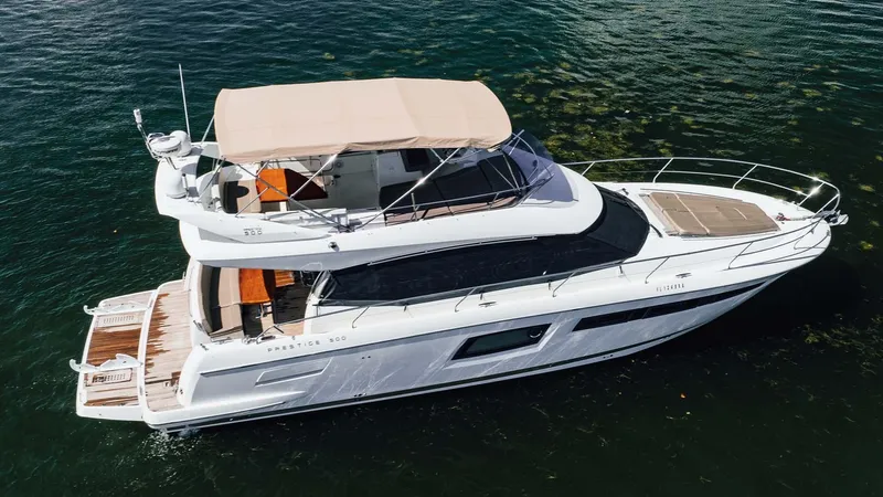 J's Band II Yacht Photos Pics 