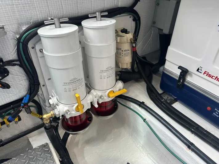 Privateer Yacht Photos Pics 