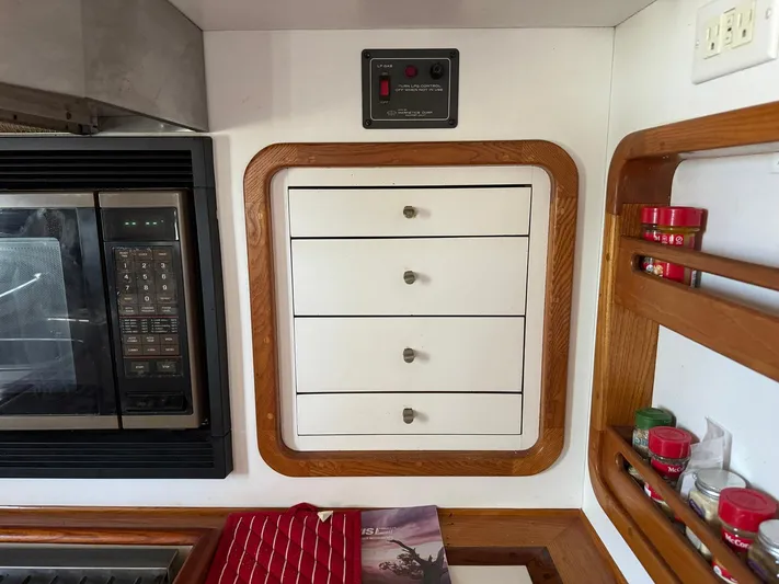 Stella Yacht Photos Pics 