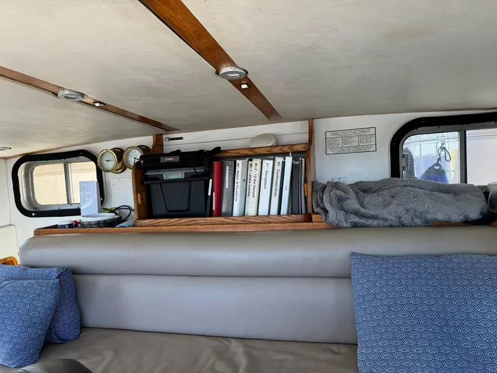 Stella Yacht Photos Pics Pilothouse Aft