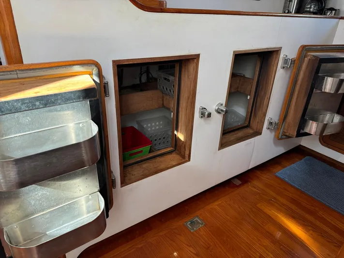 Stella Yacht Photos Pics 