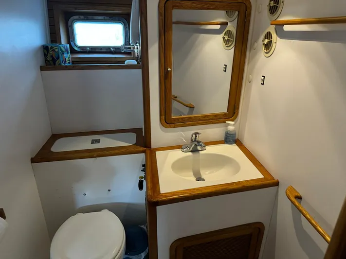 Stella Yacht Photos Pics 