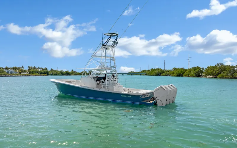 Shutter Up Yacht Photos Pics 