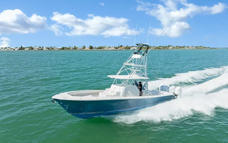 Shutter Up Yacht Photos Pics 