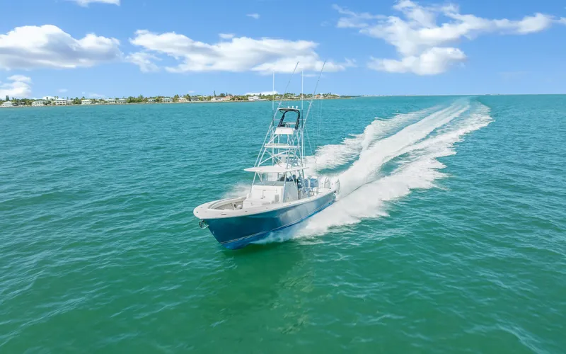 Shutter Up Yacht Photos Pics 