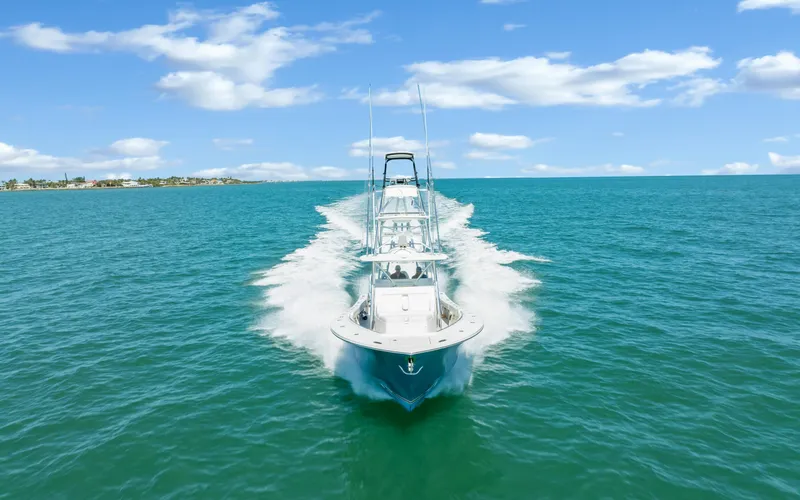 Shutter Up Yacht Photos Pics 