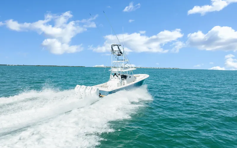 Shutter Up Yacht Photos Pics 