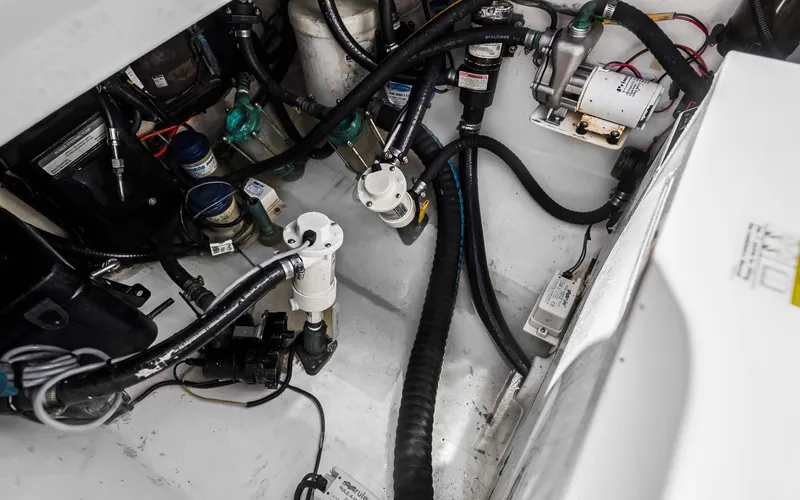 Shutter Up Yacht Photos Pics 