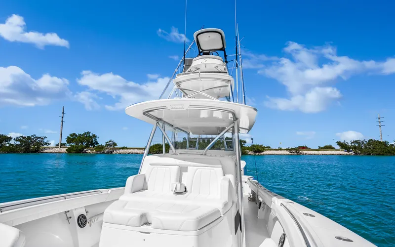 Shutter Up Yacht Photos Pics 