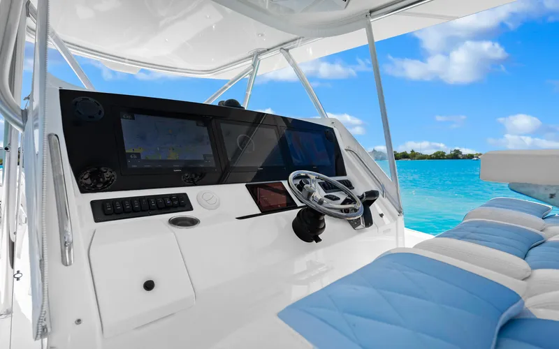 Shutter Up Yacht Photos Pics 