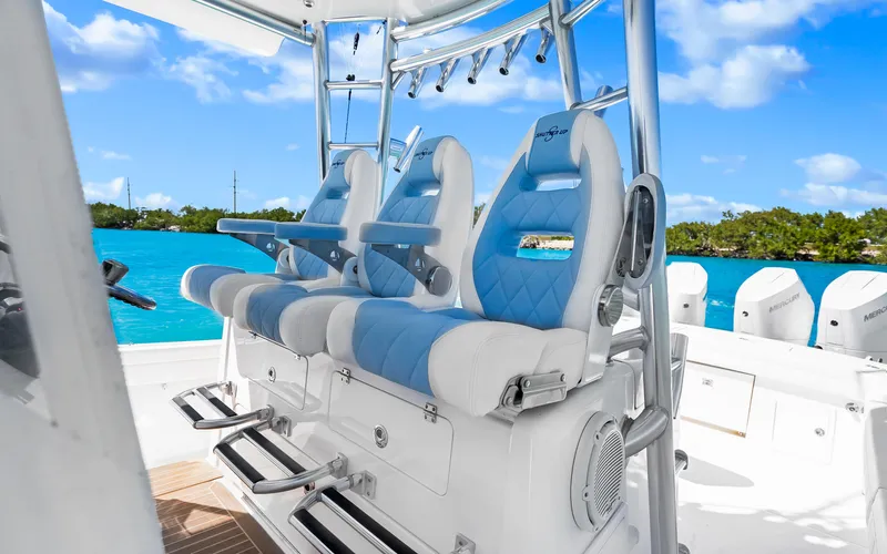 Shutter Up Yacht Photos Pics 