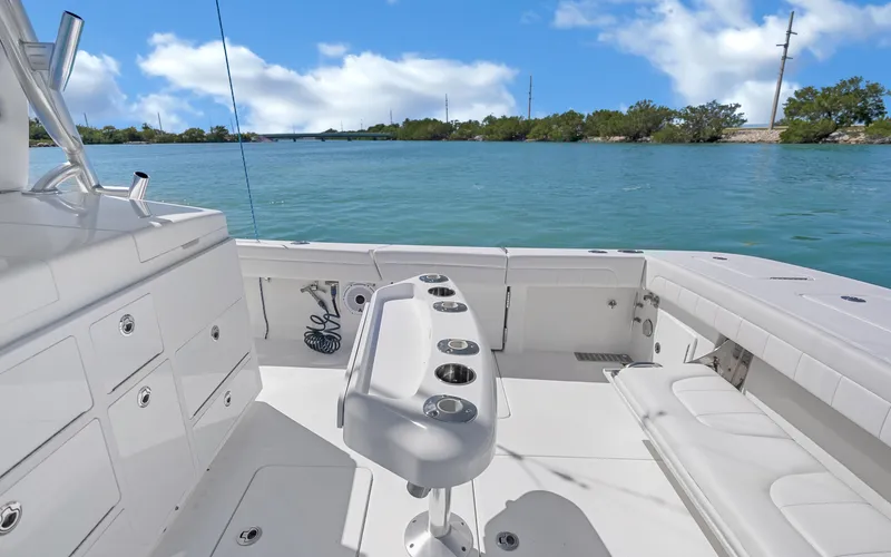 Shutter Up Yacht Photos Pics 