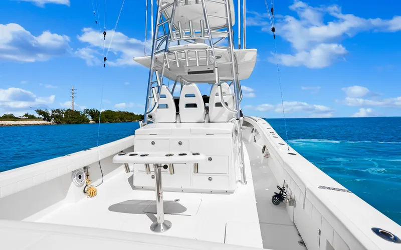 Shutter Up Yacht Photos Pics 