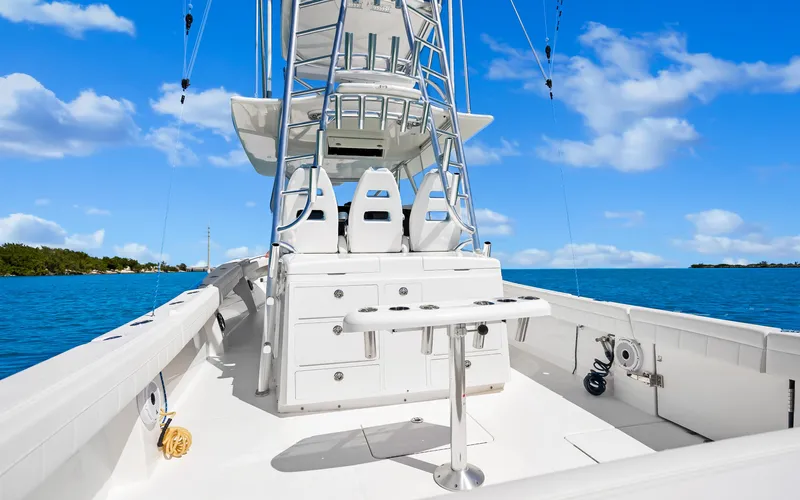 Shutter Up Yacht Photos Pics 