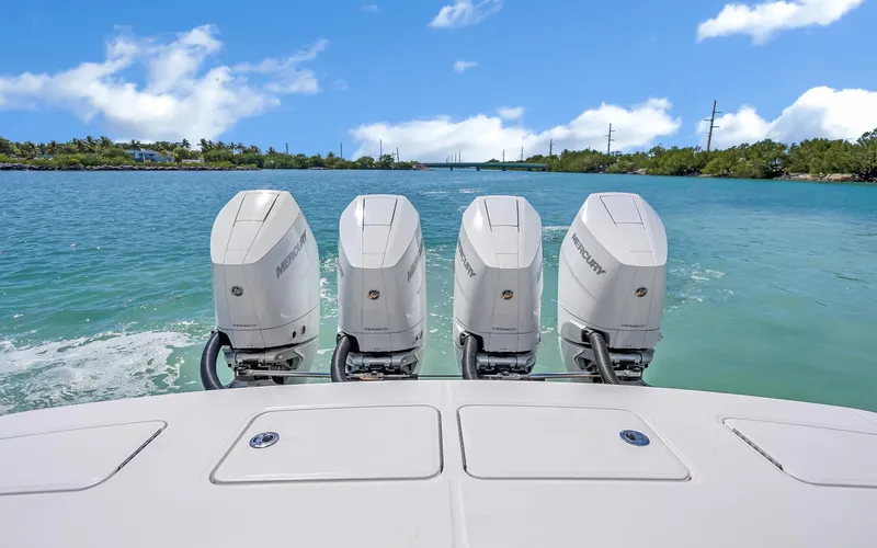 Shutter Up Yacht Photos Pics 