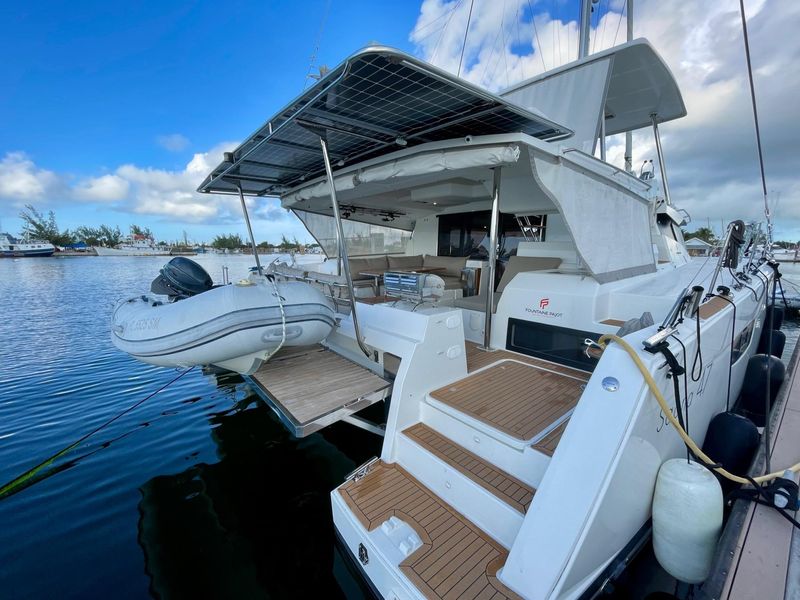 2019 Fountaine Pajot Saona 47