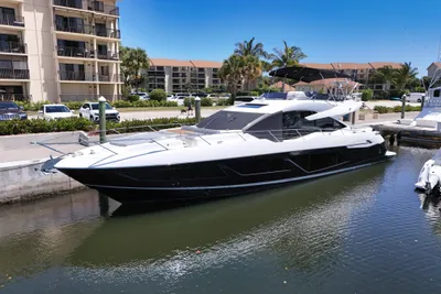 Sunseeker 74 Sport Yacht