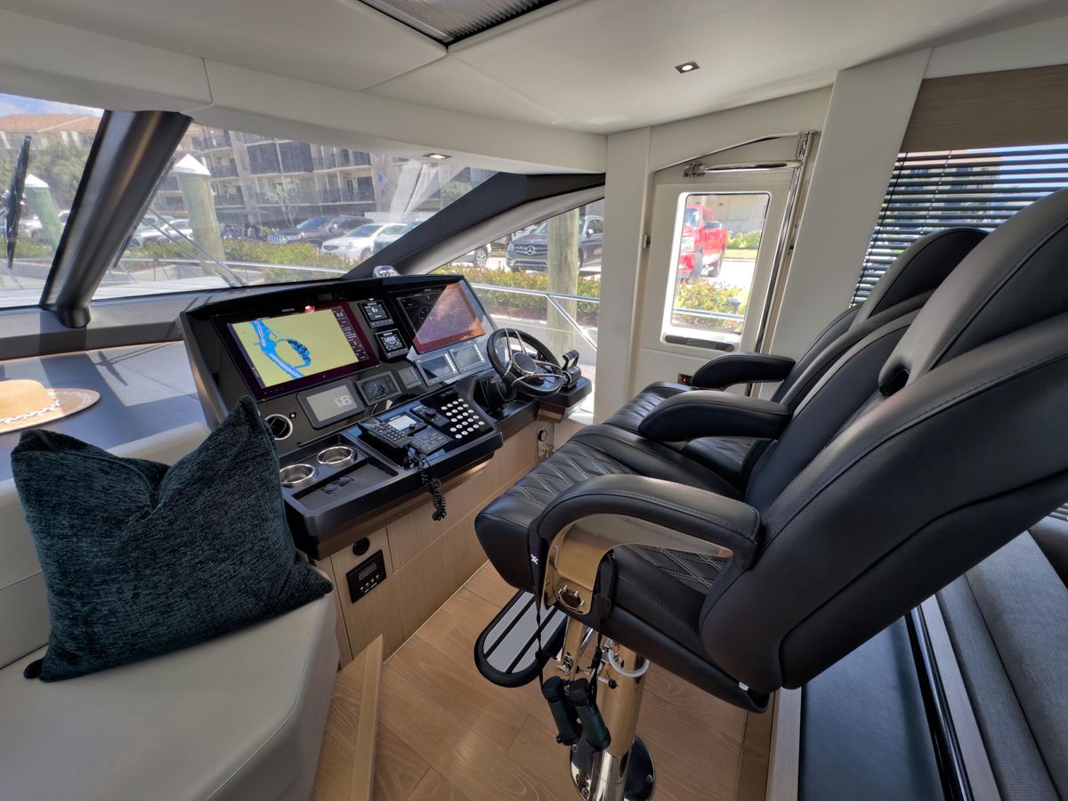 2020 Sunseeker 74 
