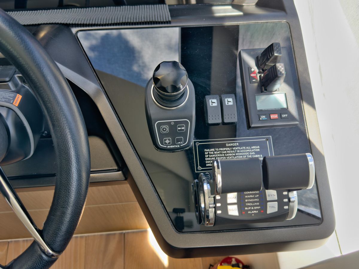 2020 Sunseeker 74 