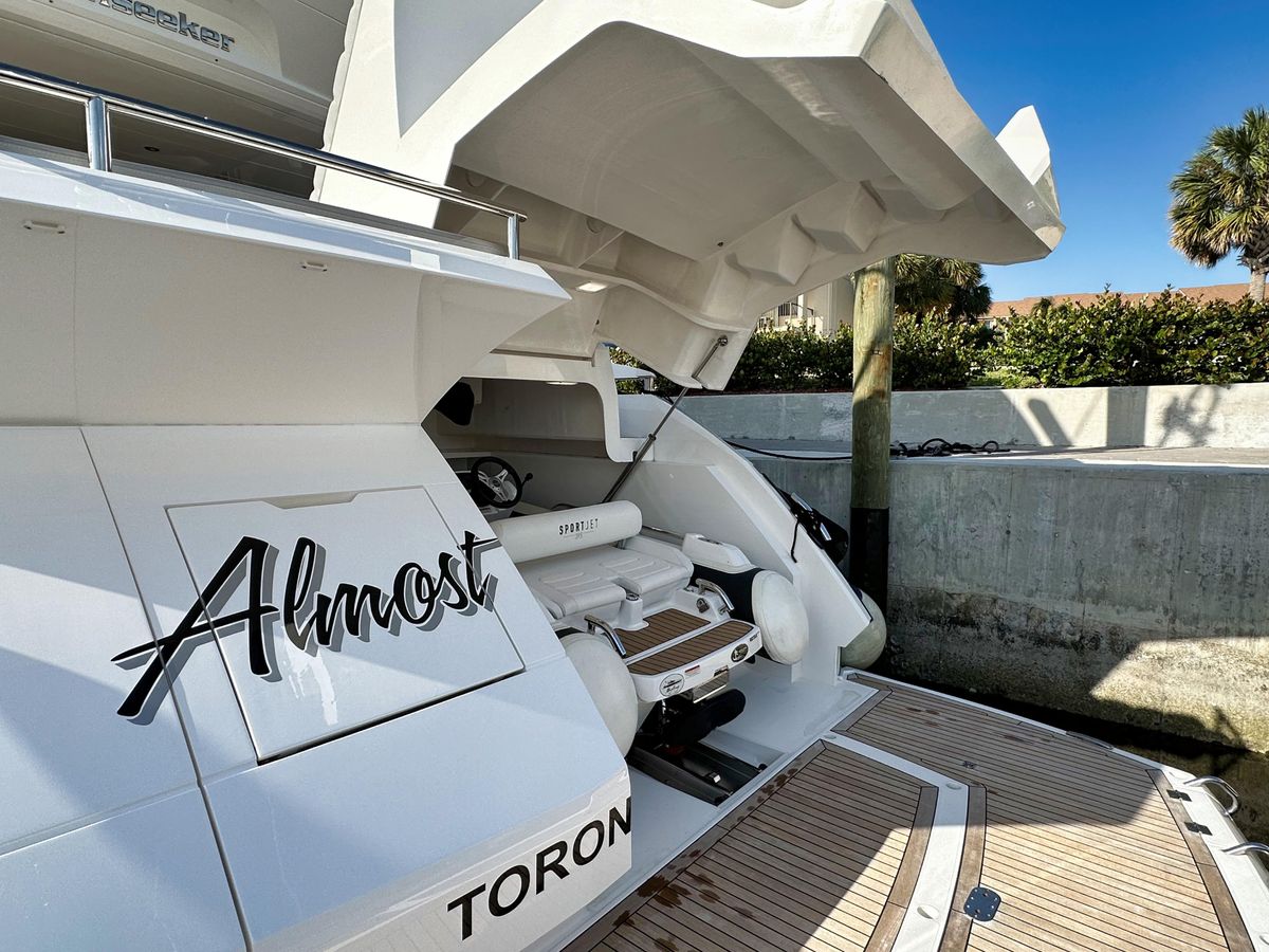 2020 Sunseeker 74 