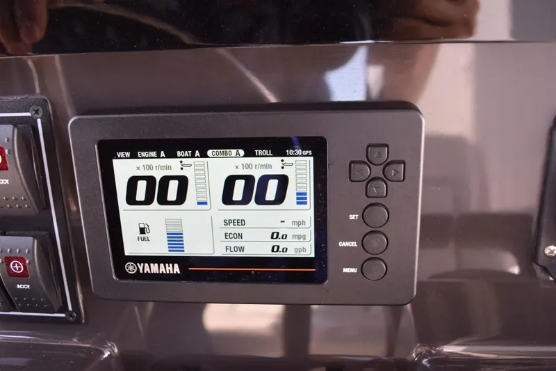  Yacht Photos Pics Dashboard of a 2022 Pursuit S 268 Sport boat with Yamaha display.