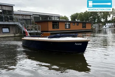 1900 Sloop 580