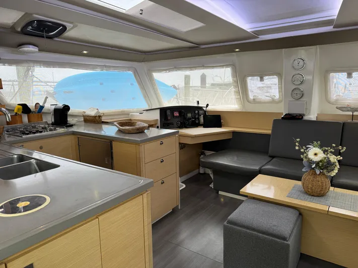 Karma Yacht Photos Pics 