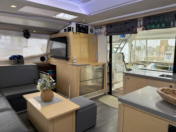 Karma Yacht Photos Pics 