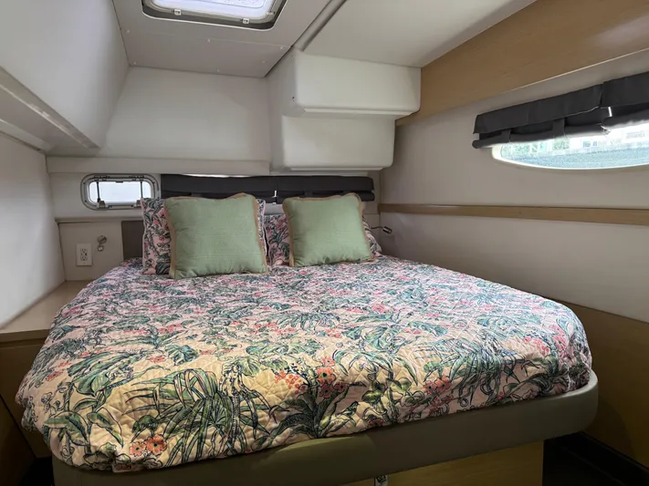 Karma Yacht Photos Pics 