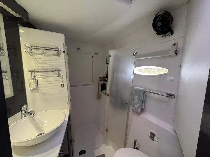 Karma Yacht Photos Pics 