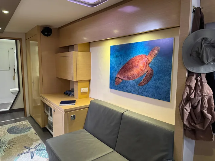 Karma Yacht Photos Pics 