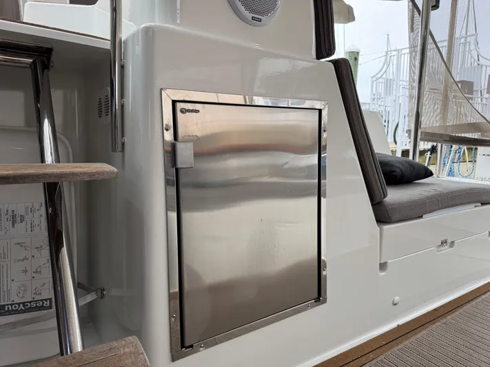 Karma Yacht Photos Pics 