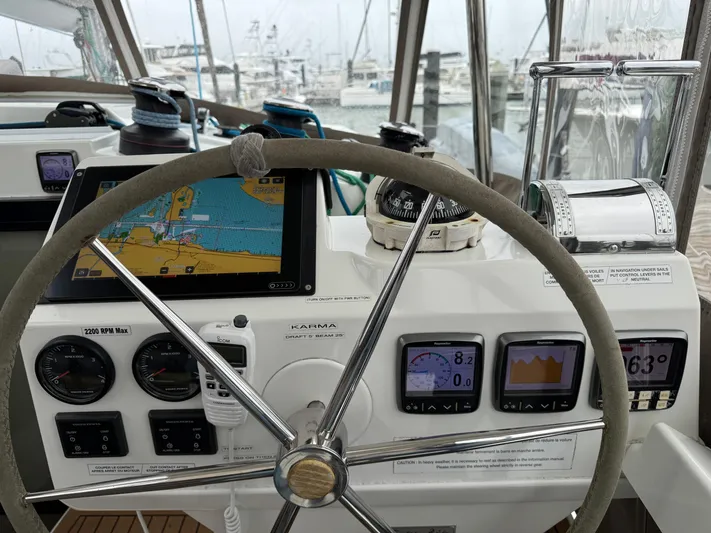 Karma Yacht Photos Pics 