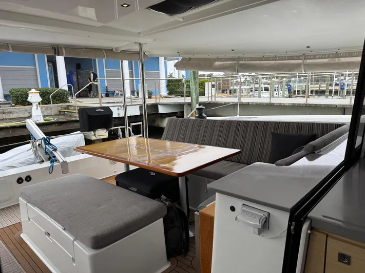 Karma Yacht Photos Pics 