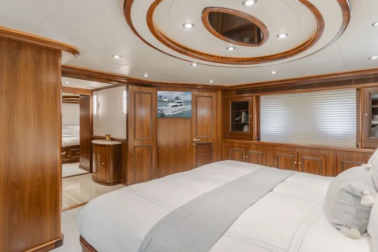 White Lotus Yacht Photos Pics 2011 President Sterling Tri-deck - Image 73