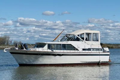 Chris-Craft 38 Constellation