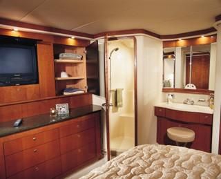 2003 Sea Ray 480 Motor Yacht