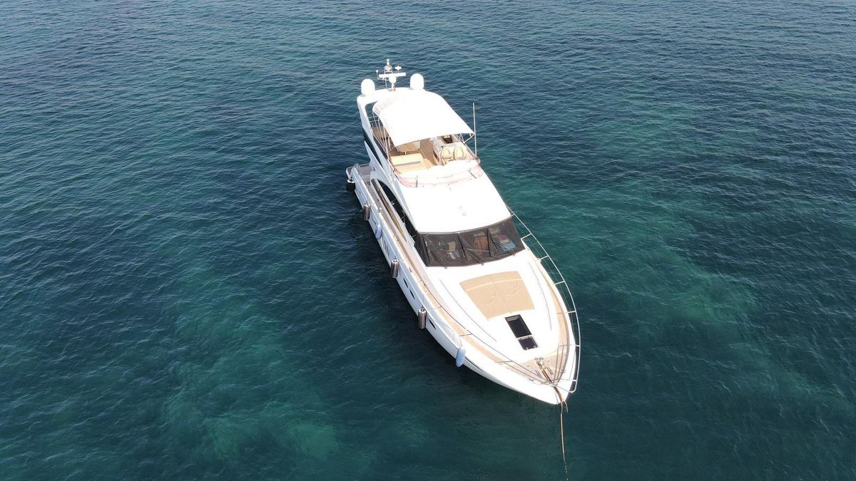 2012 Princess 66 