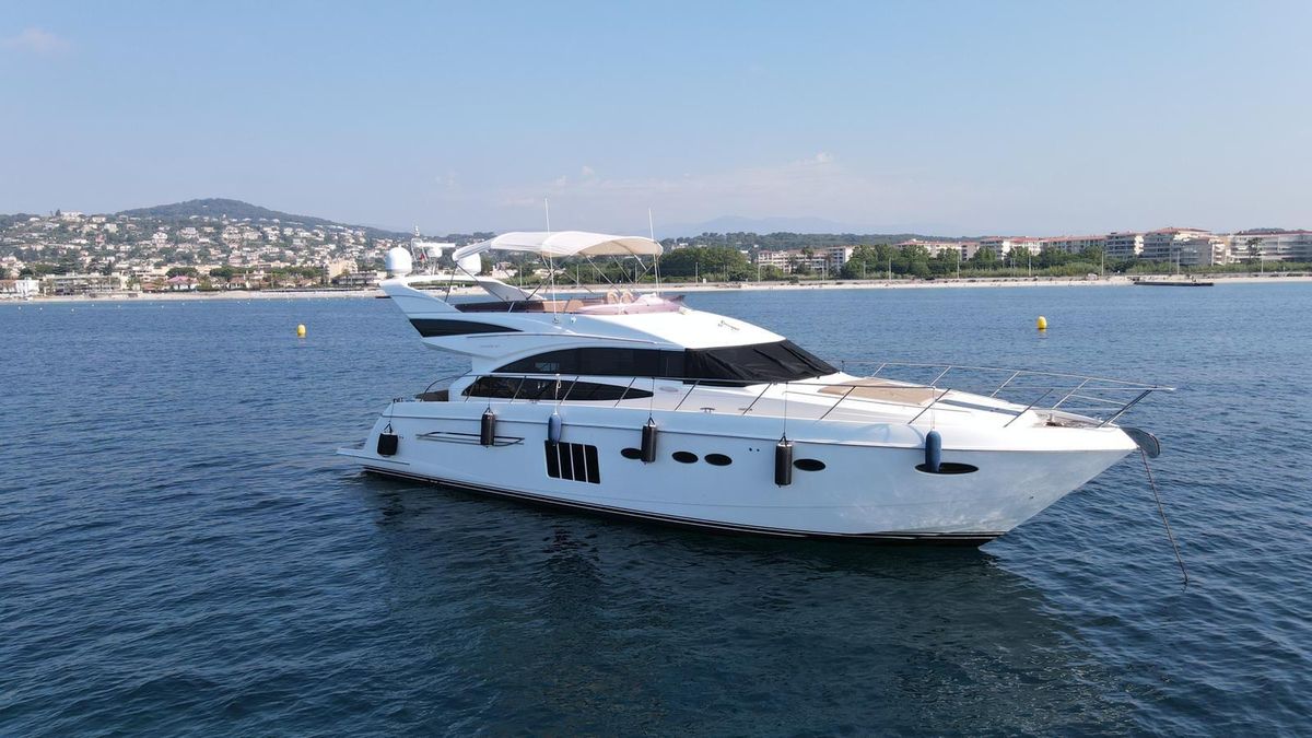 2012 Princess 66 