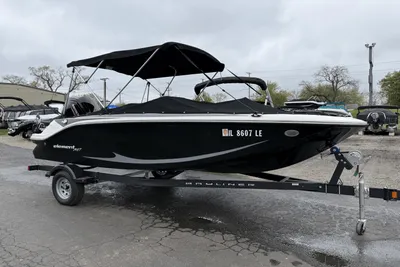 Bayliner M17